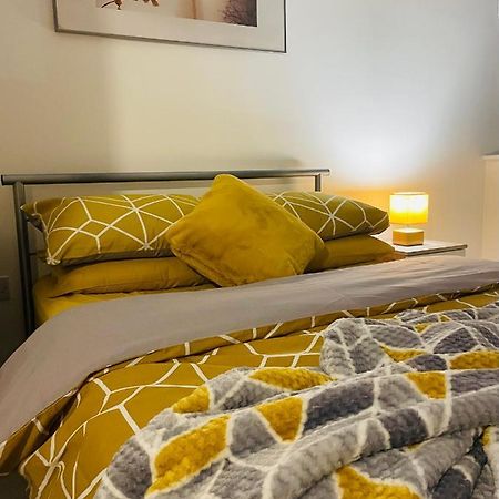 #0509 Two Bedroom Serviced Apartment- Free Parking Дерби Экстерьер фото